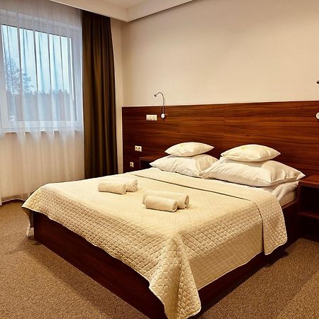 Hotel Rubin Stara Blotnica Esterno foto