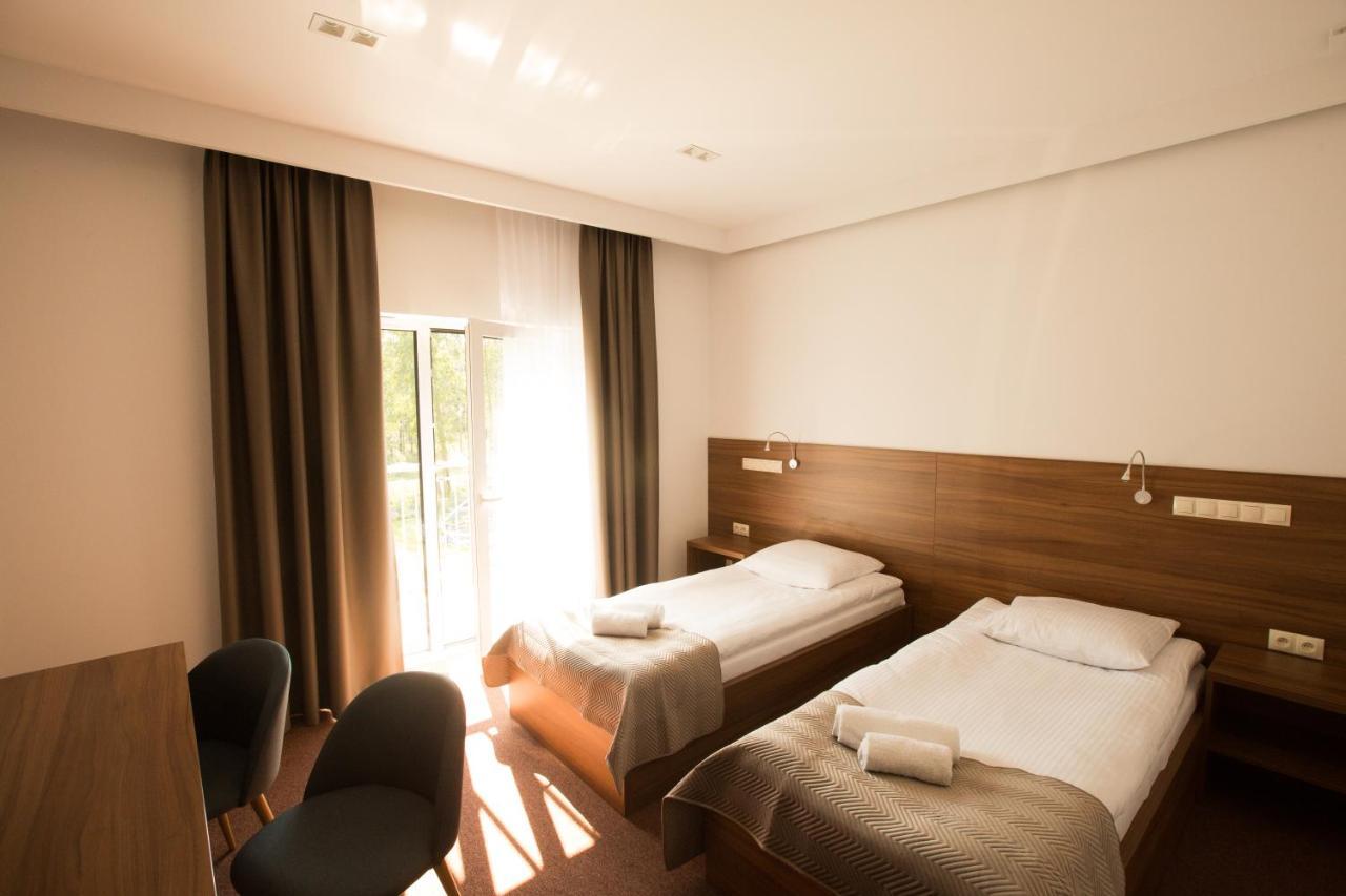 Hotel Rubin Stara Blotnica Esterno foto