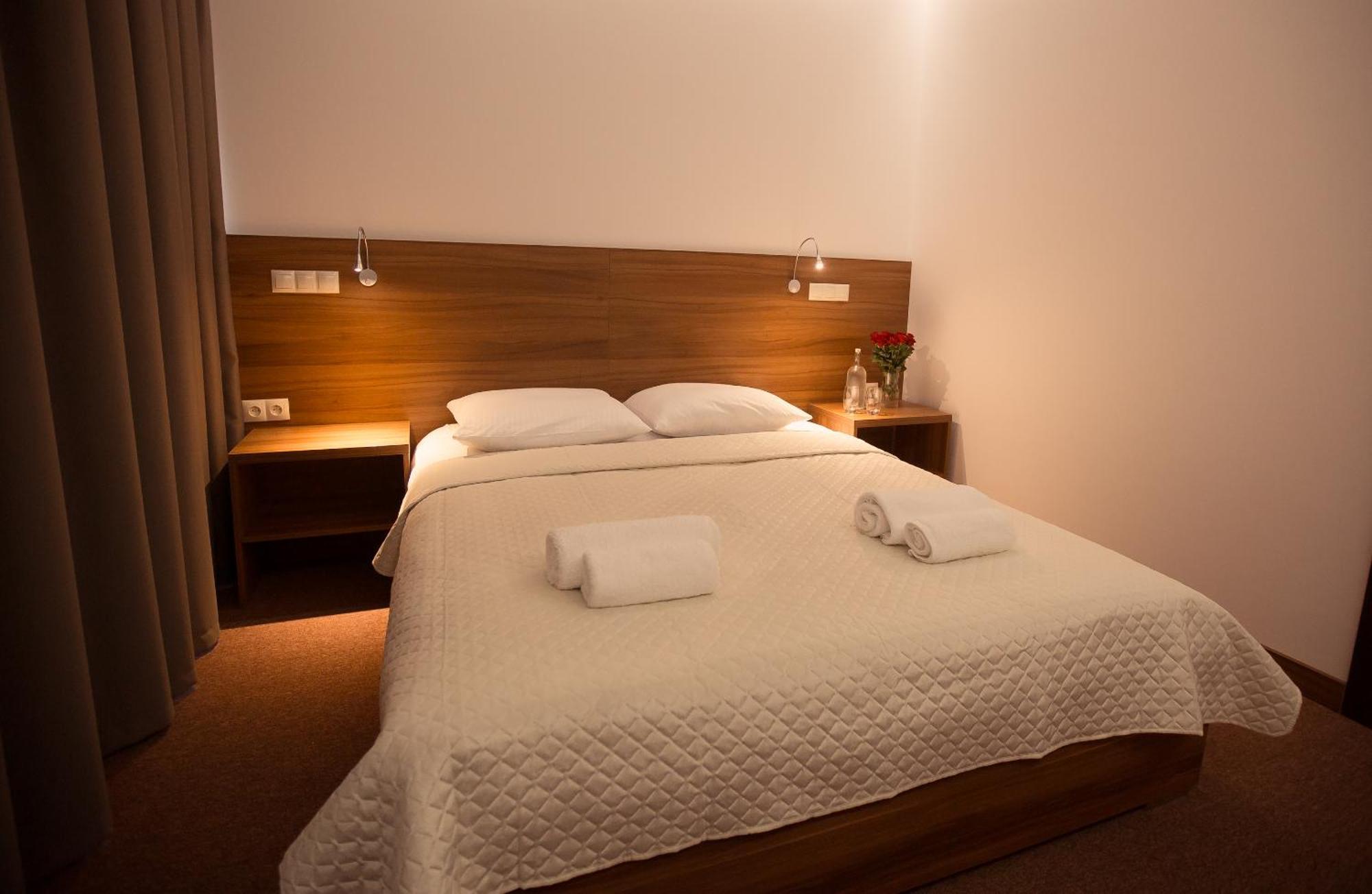 Hotel Rubin Stara Blotnica Esterno foto